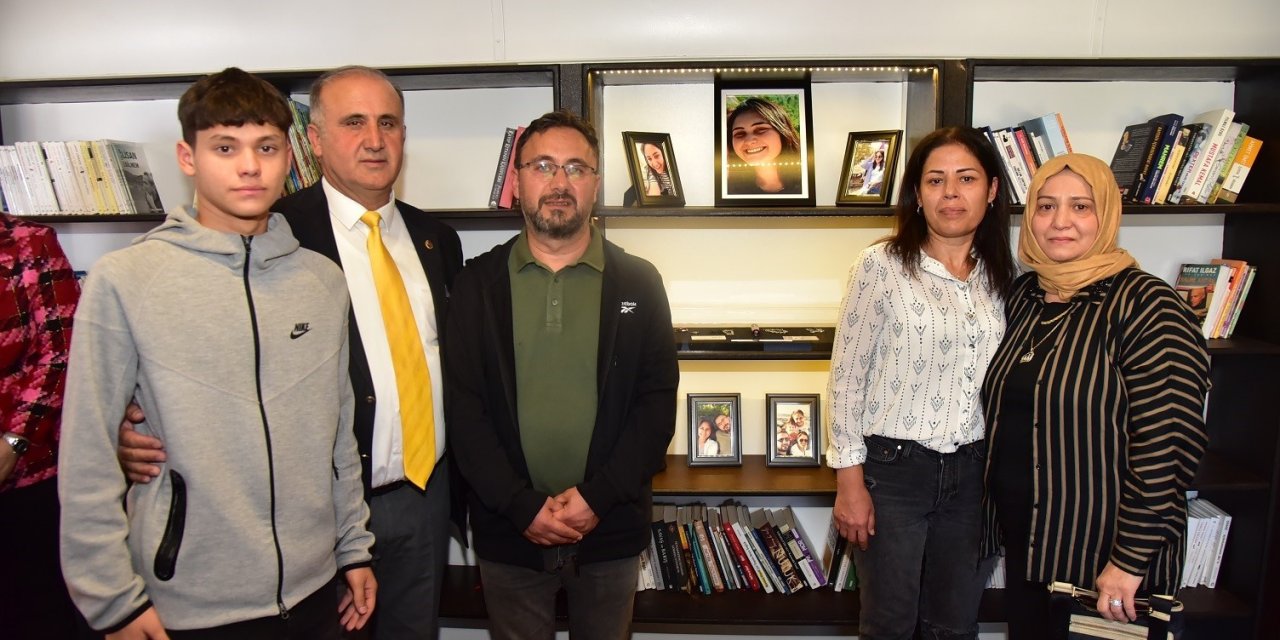 İncirliova’da Zeren Ertaş Tren Kütüphanesi açıldı