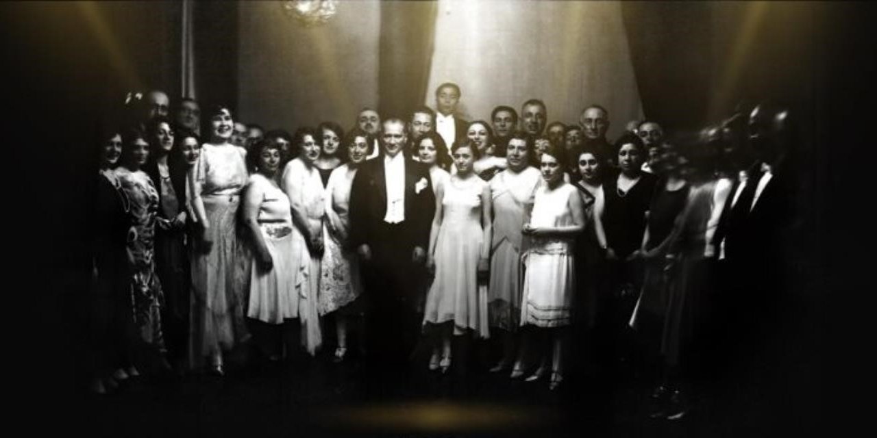 Merkezefendi’de ‘Cumhuriyet’in Öncü Kadınları’ sergisi Denizlililerle buluşacak