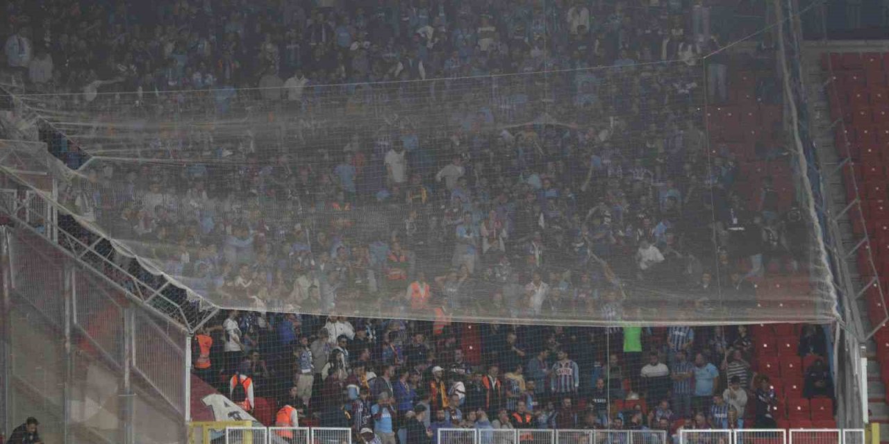 Trendyol Süper Lig: Göztepe: 0 - Tranzonspor: 0 (Maç devam ediyor)