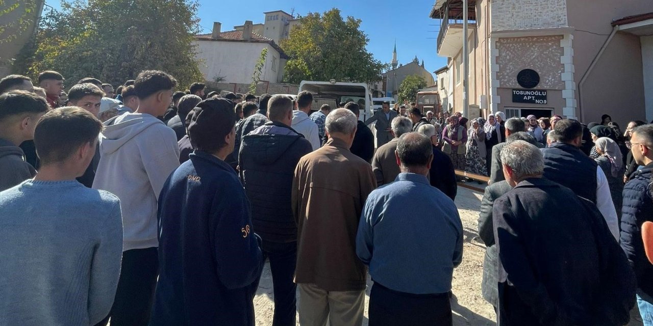 Ters şeritten gelen sürücünün sebep olduğu kazada bir kişi daha hayatını kaybetti