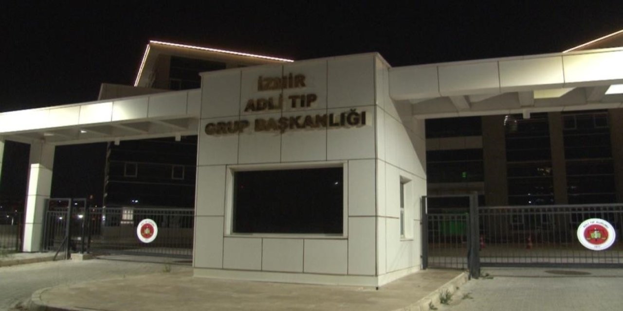İzmir’de 2 kişi tarafından bıçaklanan genç hayatını kaybetti