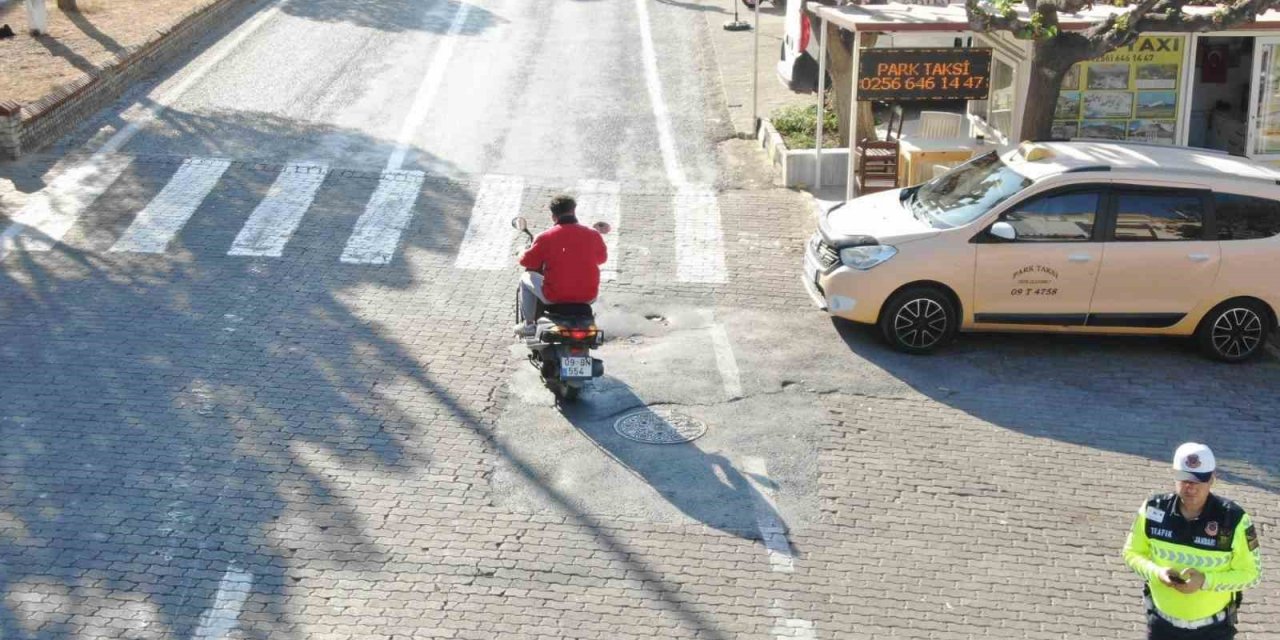 Jandarmadan drone destekli trafik denetimi