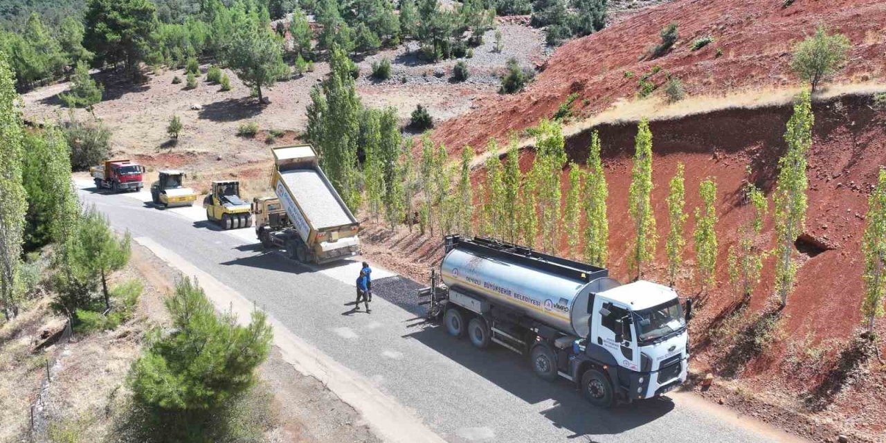 Başkan Çavuşoğlu; “Yıllardır görmezden gelinen yolları yeniliyoruz”