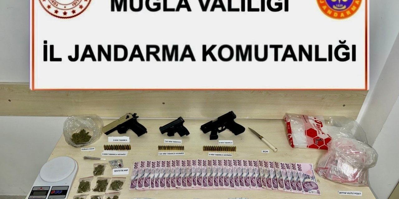 Kiralık villada uyuşturucu baskını: 6 gözaltı