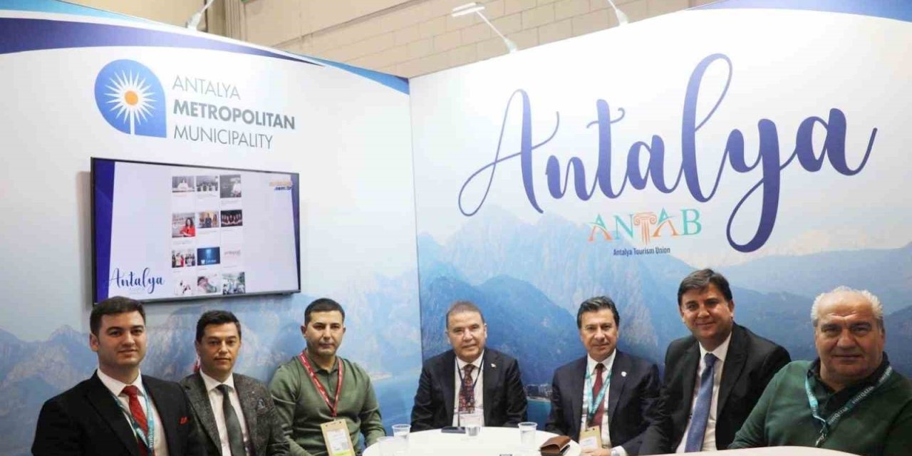 Başkan Mandalinci, Dünya Seyahat Fuarı’na katıldı