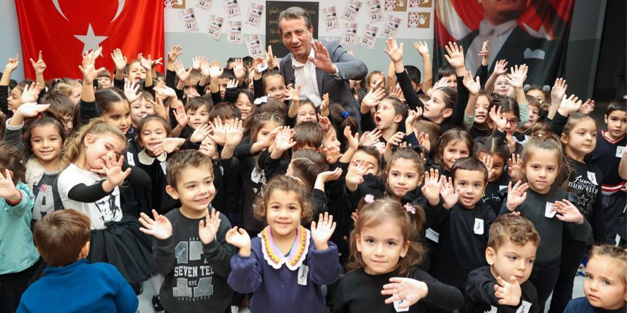 Efelerin minik öğrencileri Atatürk’ü andı