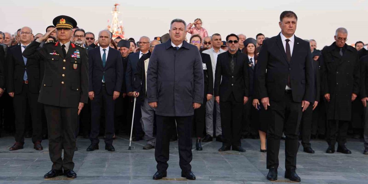 Atatürk, ebediyete intikal edişinin 86. yılında İzmir’de anıldı