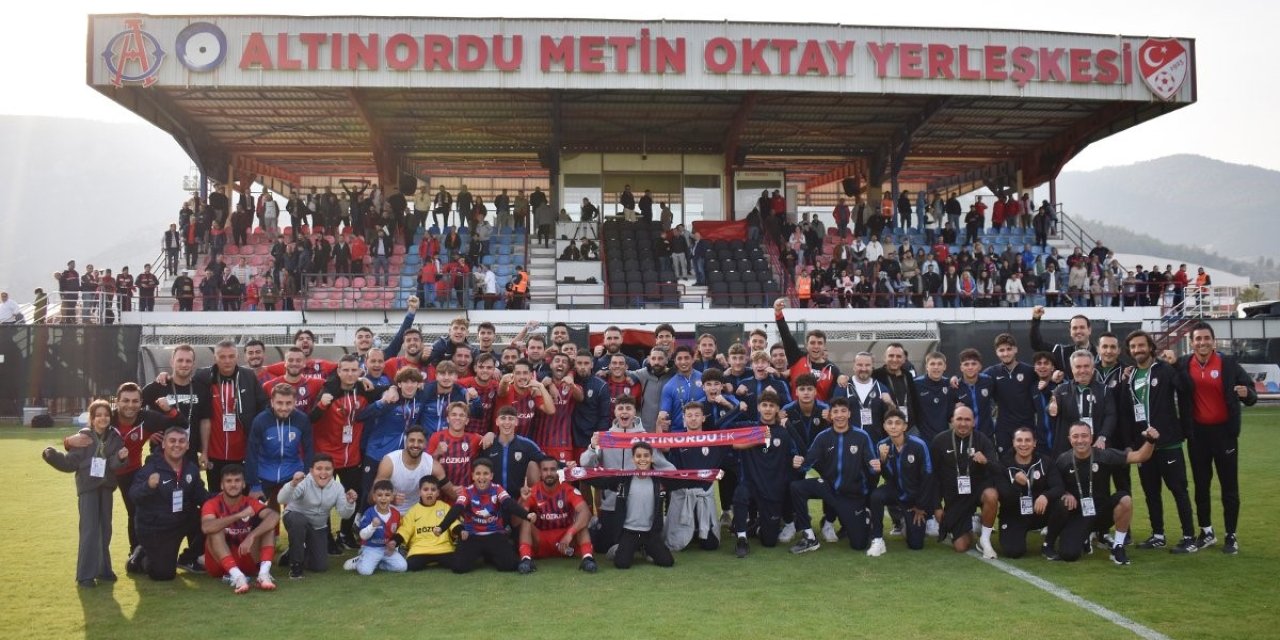 Altınordu’nun zirve takibi devam ediyor