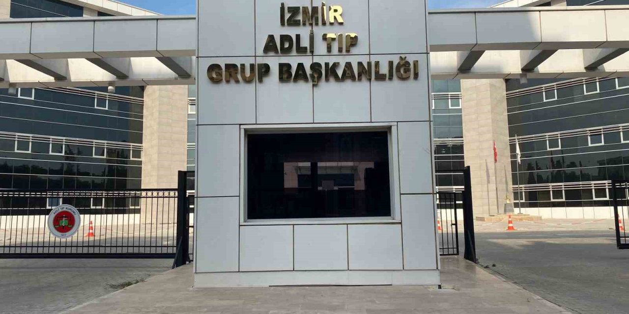 İzmir’deki yangın faciasında ölen 5 kardeşin cenazeleri adli tıpta