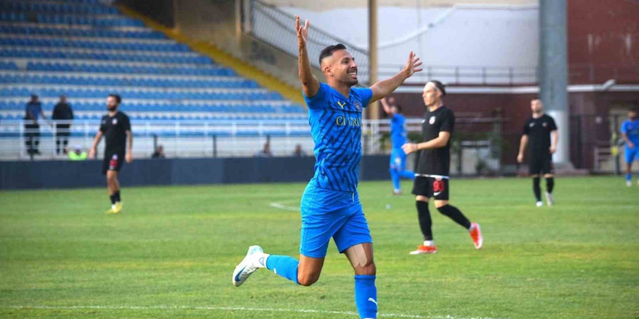 Bucaspor 1928’in attığı gollerin yarısı Yasin Öztekin’den