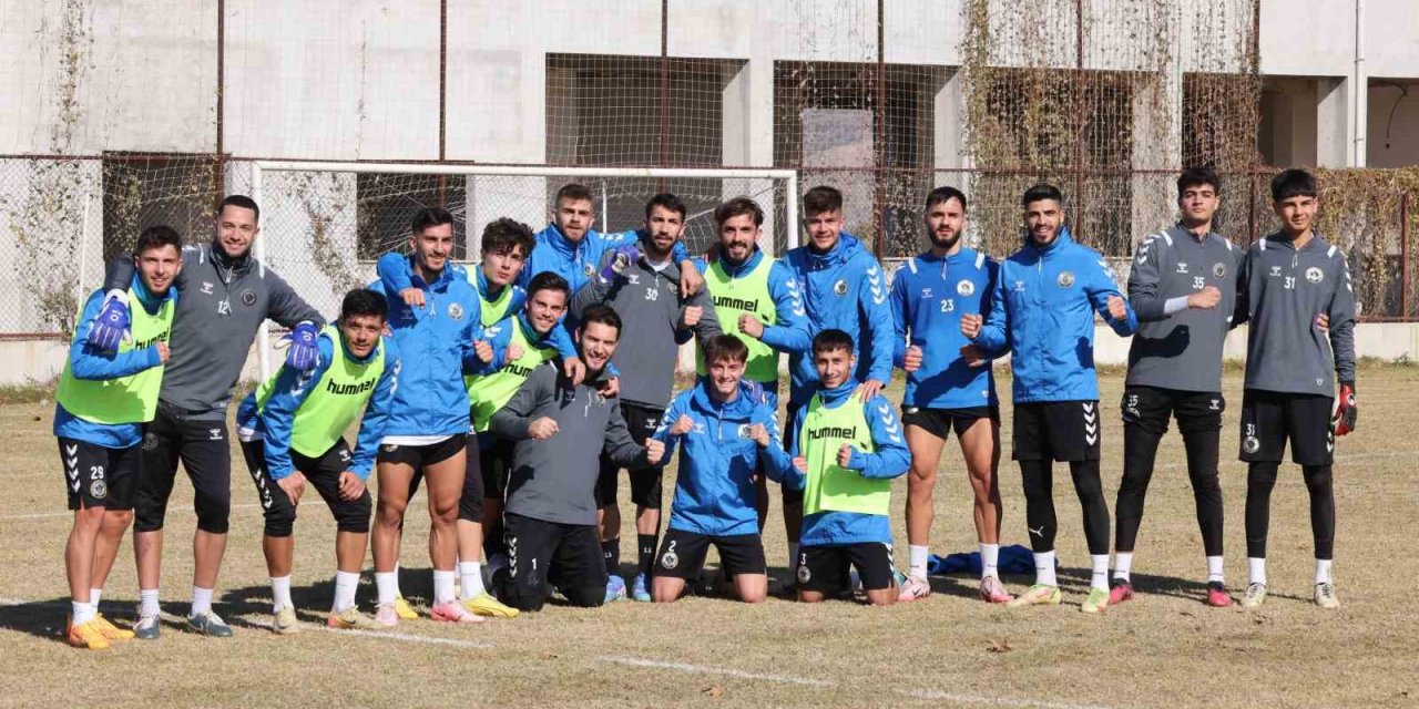 Menemen FK, Kırmızı Grup’taki en az gol yiyen takım