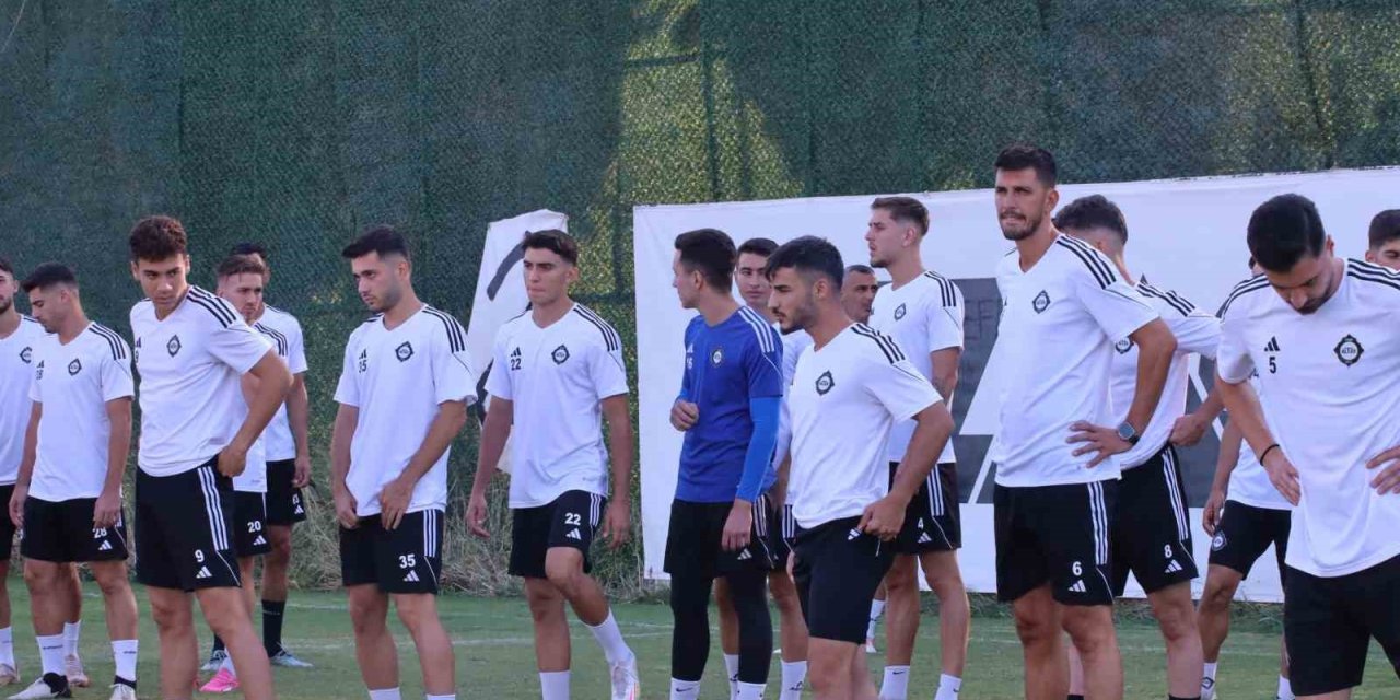 Altay’dan sakat futbolcuların durumuyla ilgili bilgilendirme