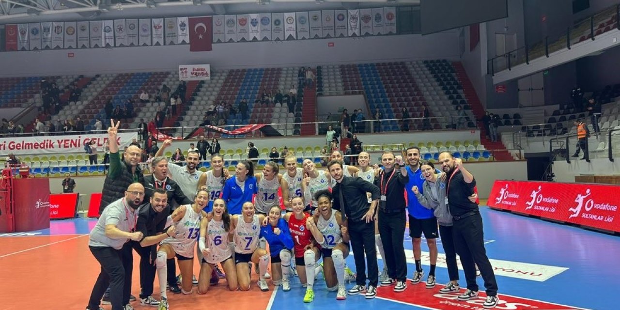 Sultanlar Ligi: Aras Kargo SK: 2 - Aydın Büyükşehir Belediyespor: 3