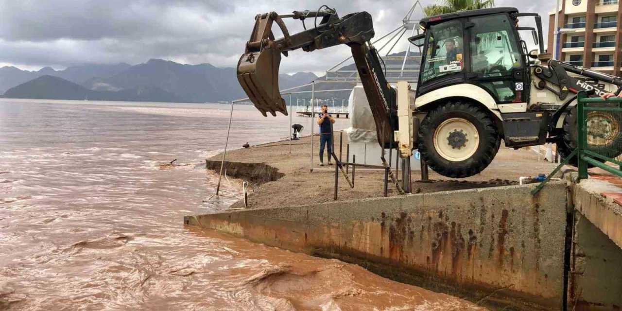 Başkan Aras; “Su baskınlarına karşı tedbirlerimizi alıyoruz”