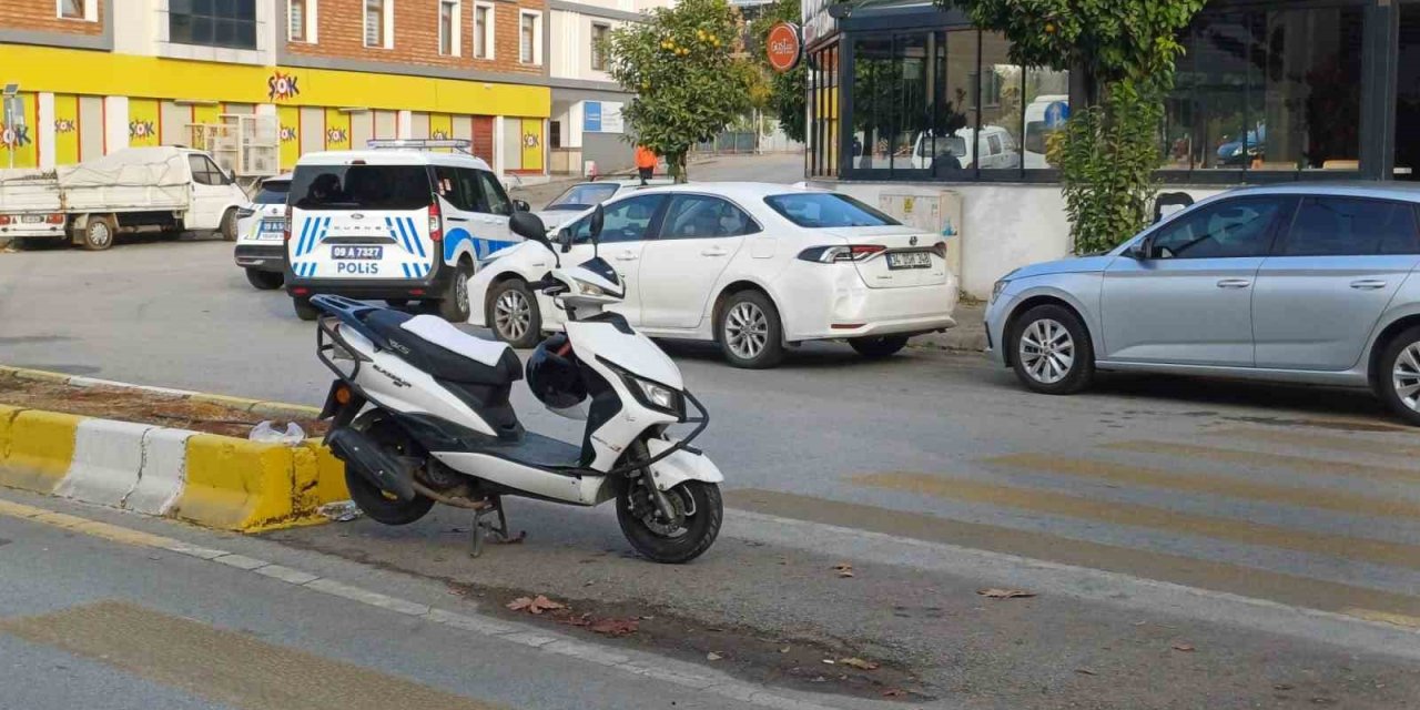 Otomobil ile motosiklet çarpıştı: 1 yaralı