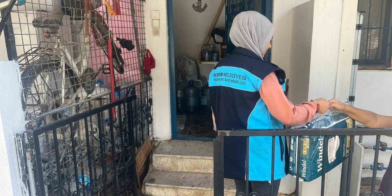 Bodrum Belediyesi 10 bin 850 sosyal destek kartı dağıttı