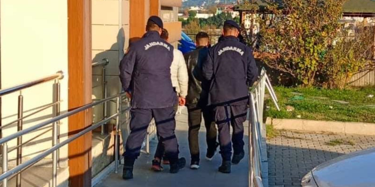 Eski belediye başkanına saldıran trafik magandaları tutuklandı