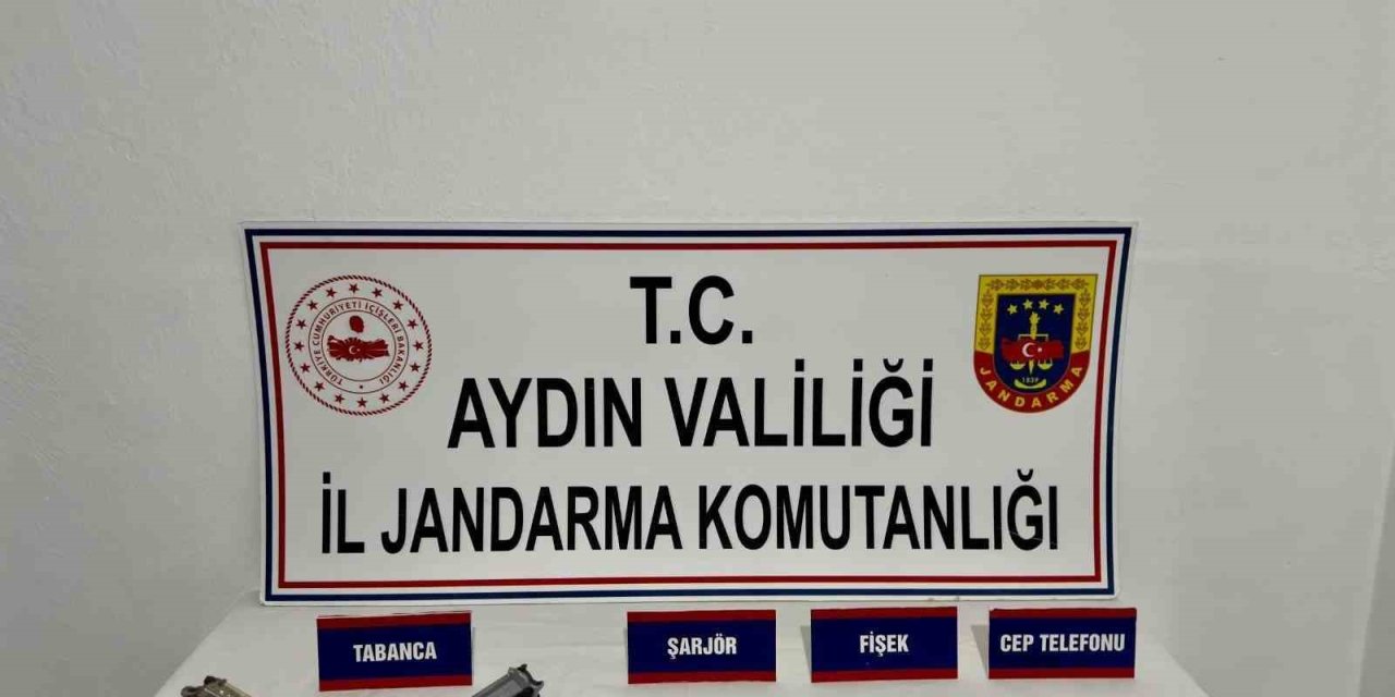 Şüpheli şahıstan tabanca ele geçirildi