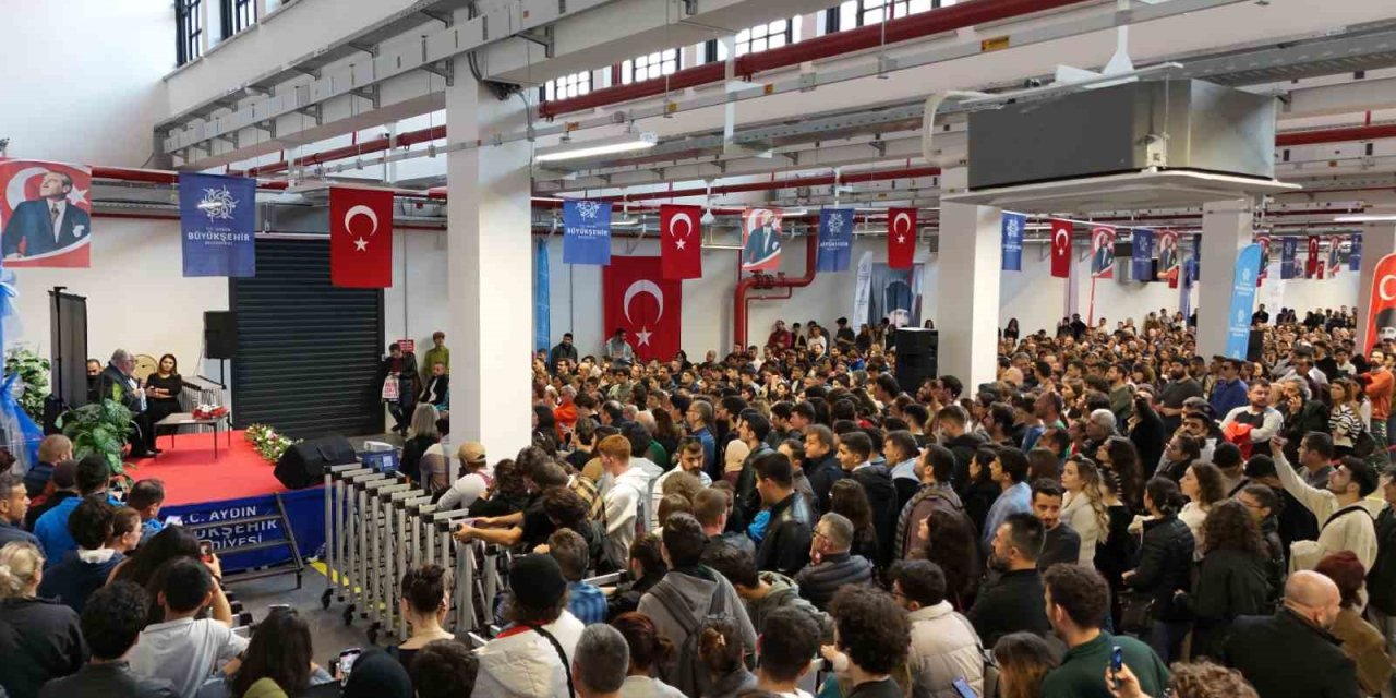 Aydın Kitap Fuarı binlerce ziyaretçinin katılımıyla devam ediyor