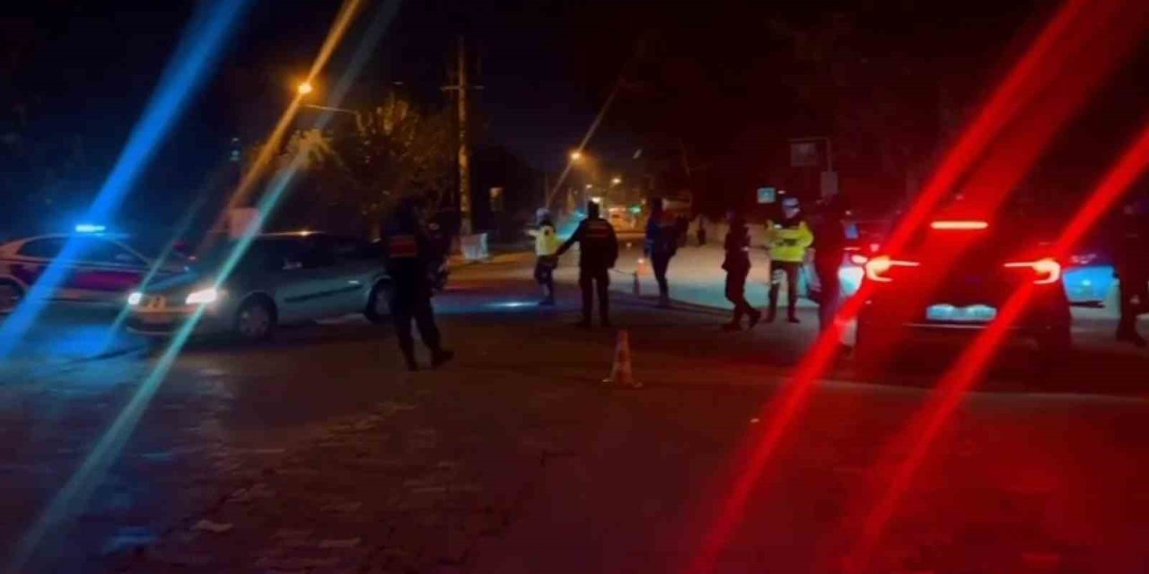 Efeler jandarmasından ’sıcak nokta’ uygulaması