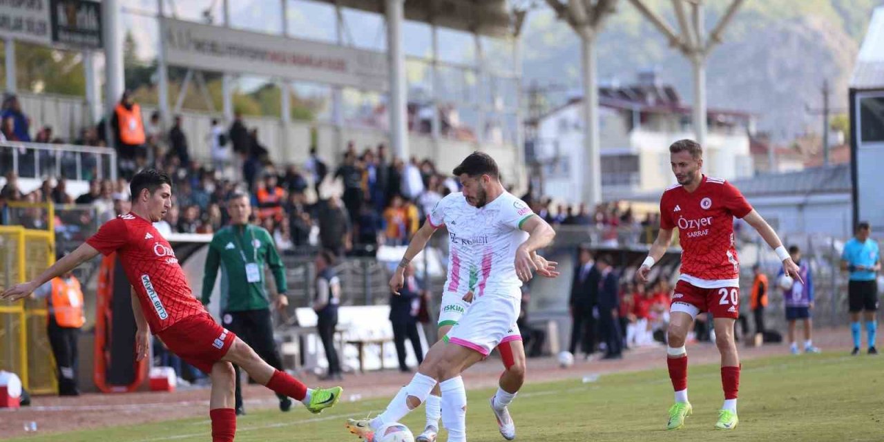 TFF 2. Lig: Fethiyespor: 0 - Isparta 32 Spor: 0