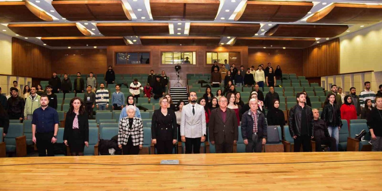 MSKÜ’de “Söz Sırası Bizde” paneli özel öğrenciler hayat hikayelerini paylaştı