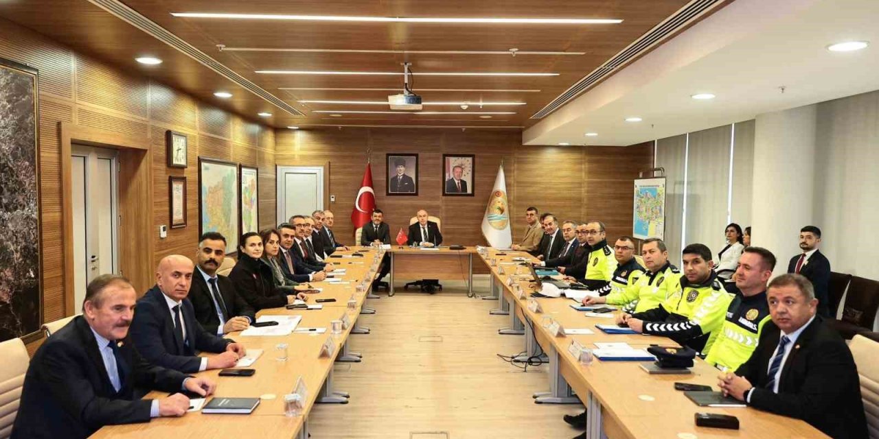 Kış dönemi trafik güvenliği toplantısı yapıldı