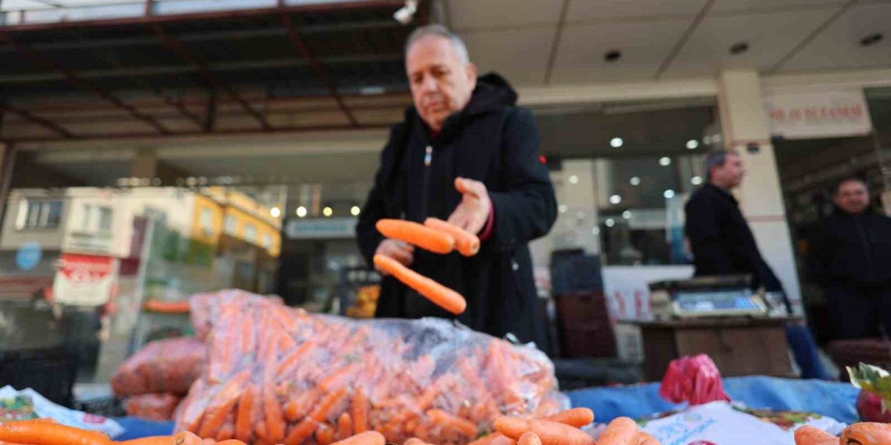İzmir’deki bu pazar tarihi 1800’lü yıllara dayanan Türkiye’nin en büyük pazarı