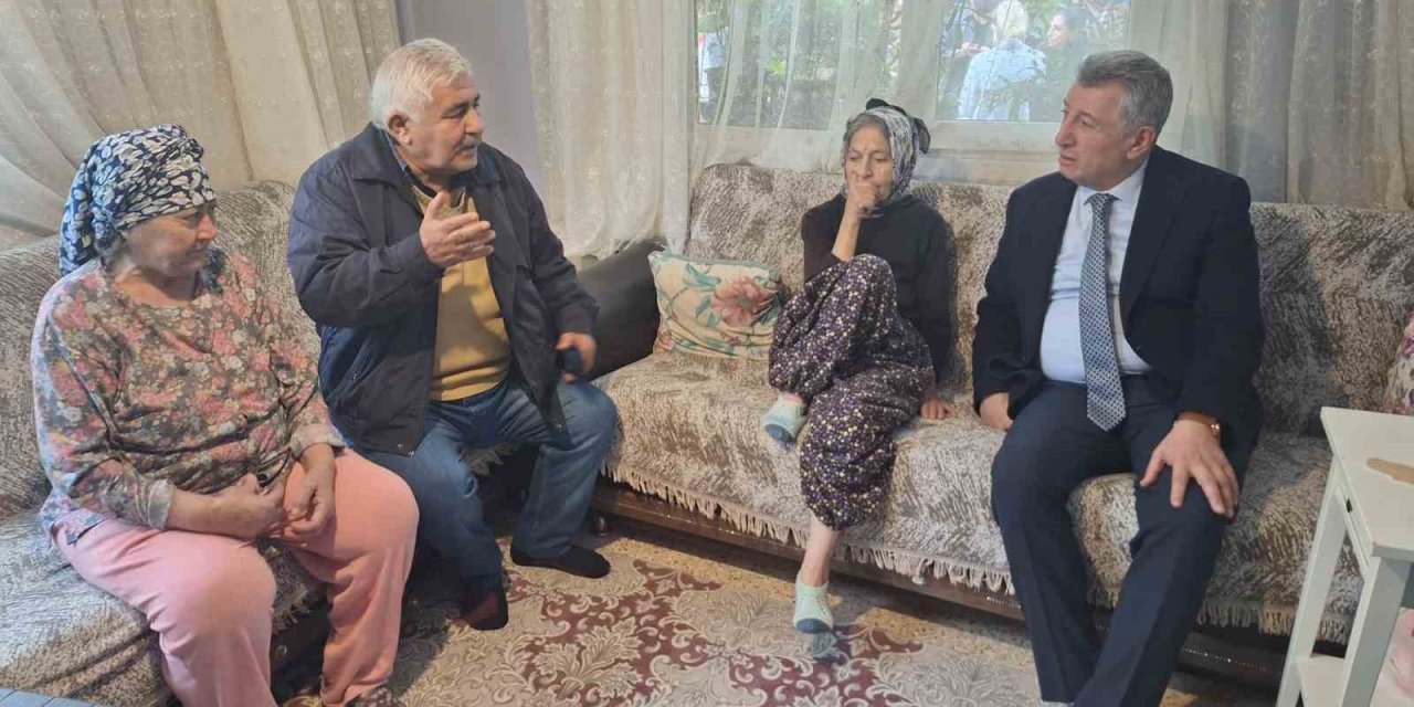 Başkan Günay, kapı kapı dolaşıyor vatandaşı dinliyor