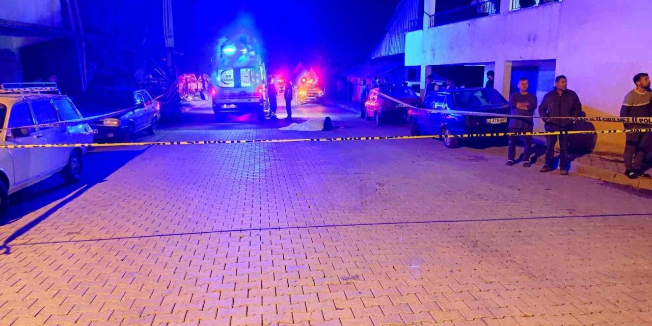 Motosiklet kontrolden çıktı, 16 yaşındaki sürücü metrelerce sürüklendi: 1 ölü