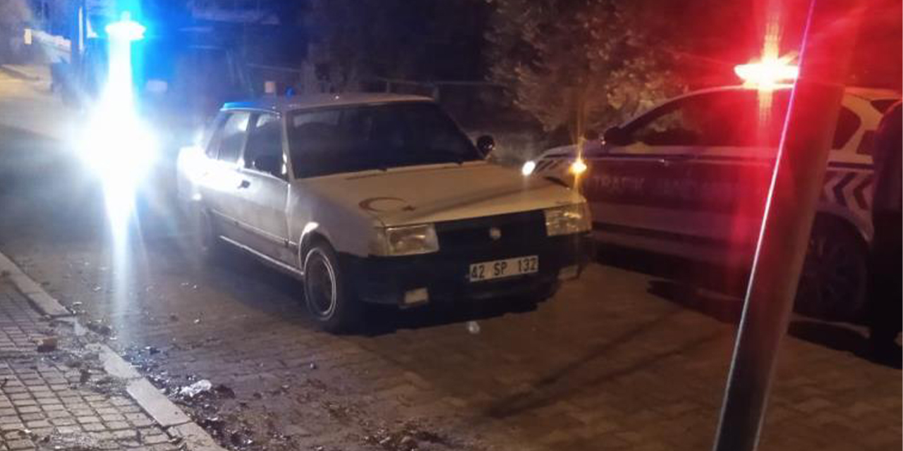 Ehliyetsiz ve alkollü sürücü aracını ekiplerin üzerine sürdü