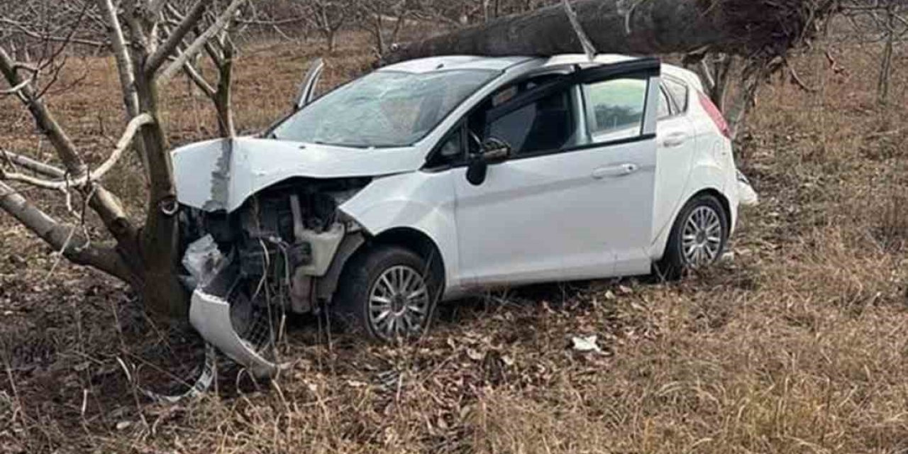 Fadıl Mahallesi muhtarı kaza yaptı