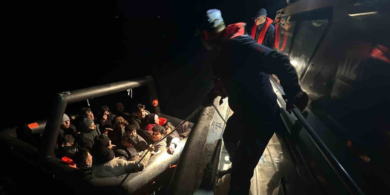 Bodrum’da 6’sı çocuk 21 düzensiz göçmen kurtarıldı