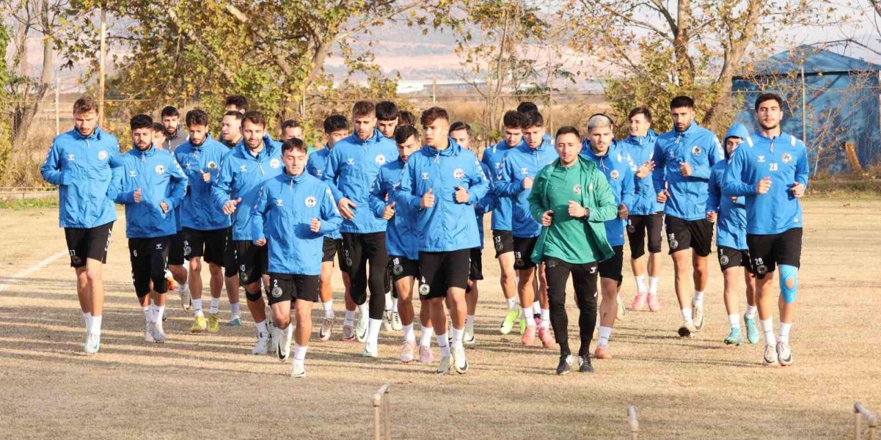 Menemen FK, galibiyete hasret