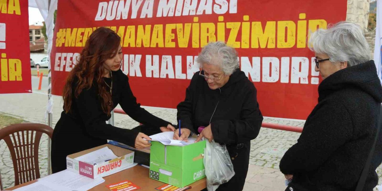 Meryem Ana Evi otoparkı için imza kampanyasına destek sürüyor