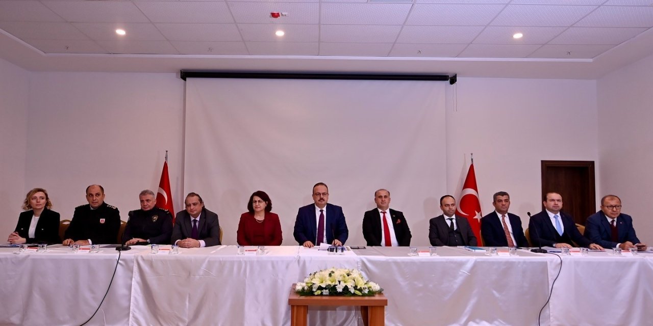 İncirliova’da muhtarlar toplantısı gerçekleştirildi