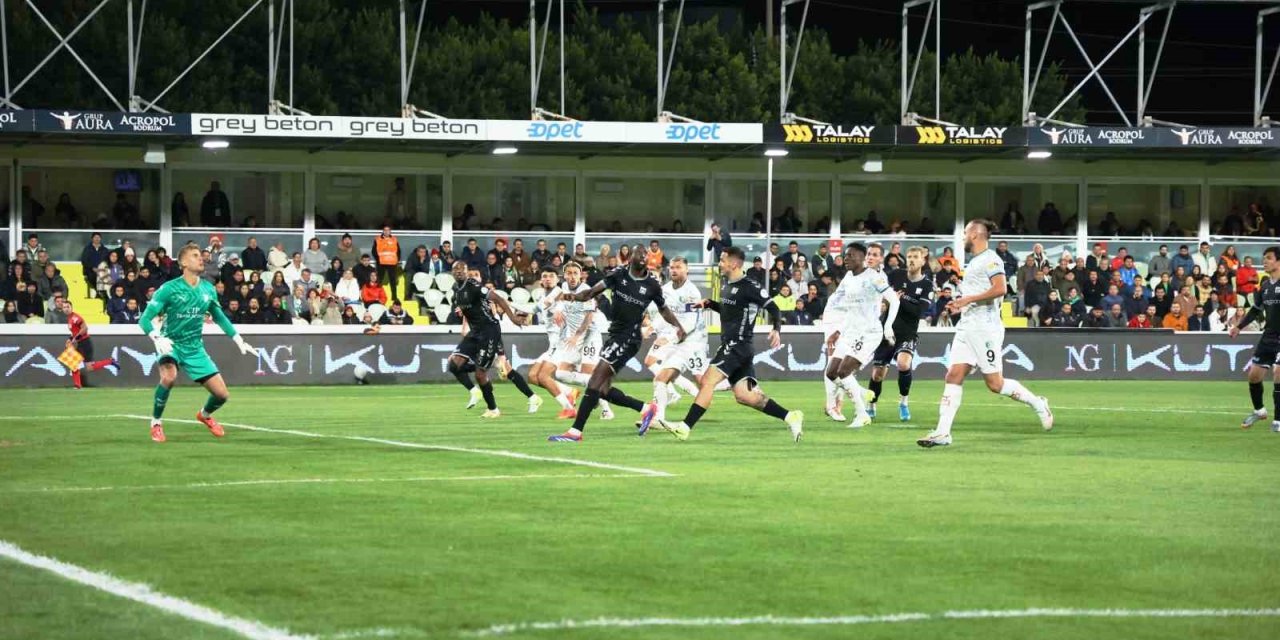 Trendyol Süper Lig: Bodrum FK: 0 - Sivasspor: 0 (İlk yarı)