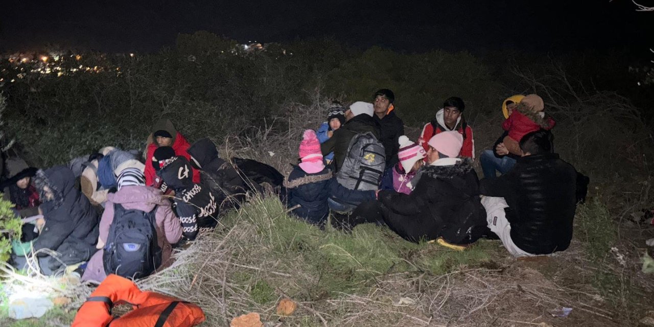 Kuşadası’nda 23 düzensiz göçmen ve 1 organizatör yakalandı
