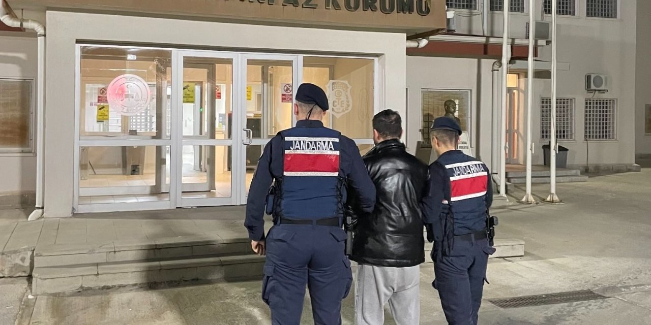 Satışa hazır paketlenmiş uyuşturucu ile yakalandı