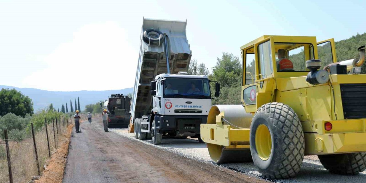Başkan Köksal: “Güvenli ve modern yollar için çalışıyoruz”