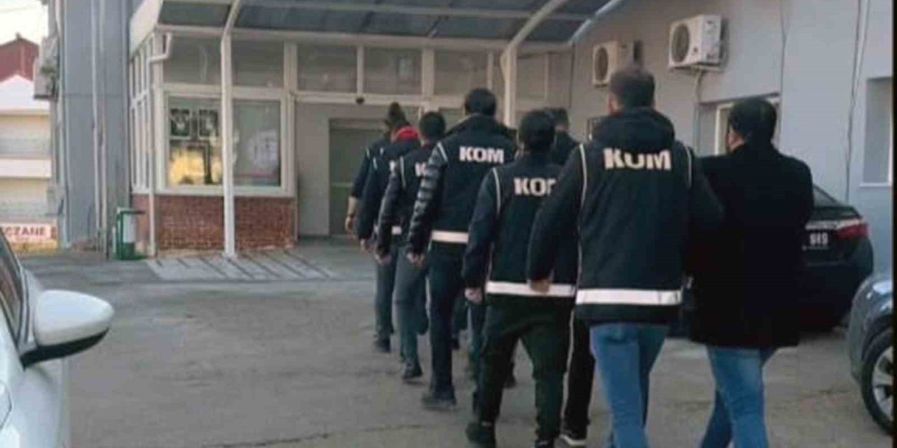Yatağan’da 235 bin adet dolu Makaron ele geçirildi
