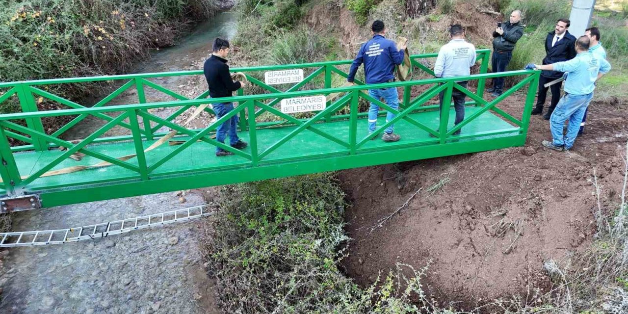 Marmaris Belediyesi, okul yolunu güvenli hale getirdi