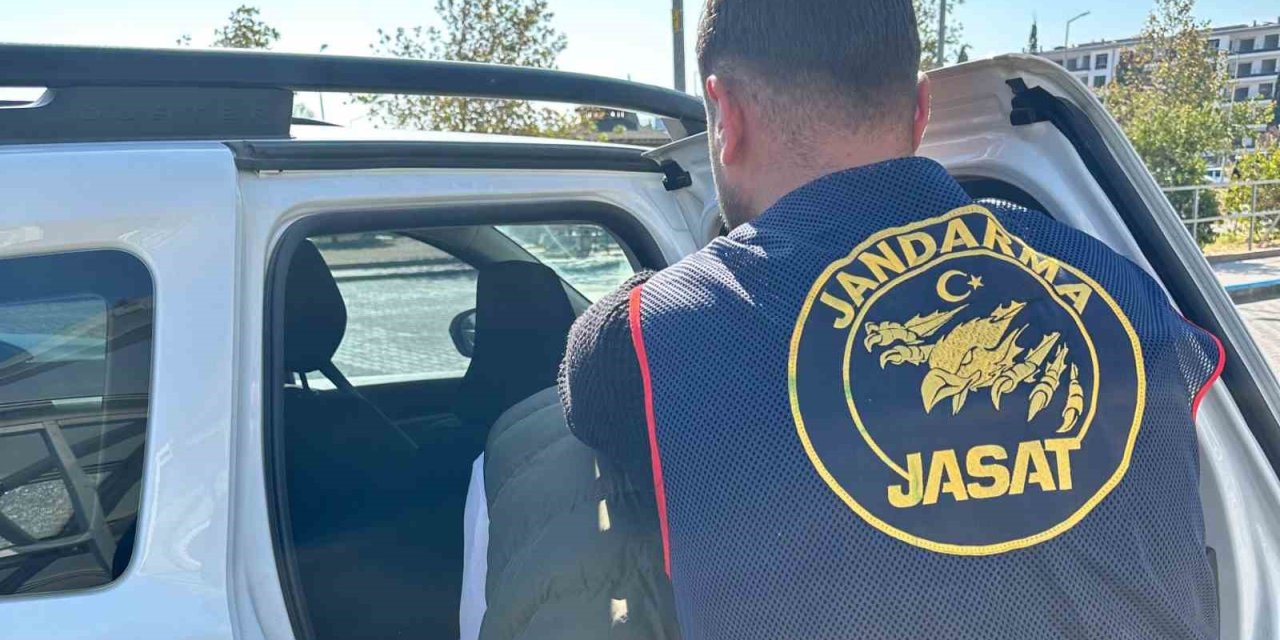 İzmir’de ’Daltonlar’ çetesi operasyonu: 6 gözaltı