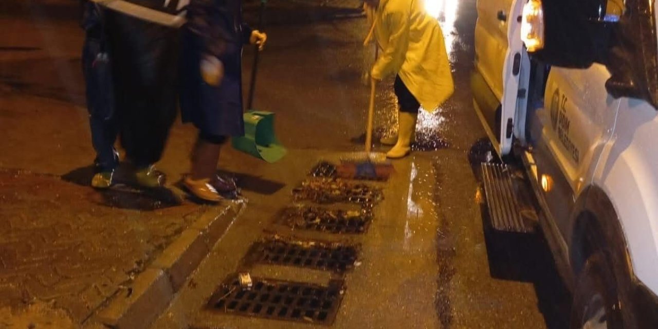 Didim’de belediye ekipleri, geceyi sokakta geçirdi