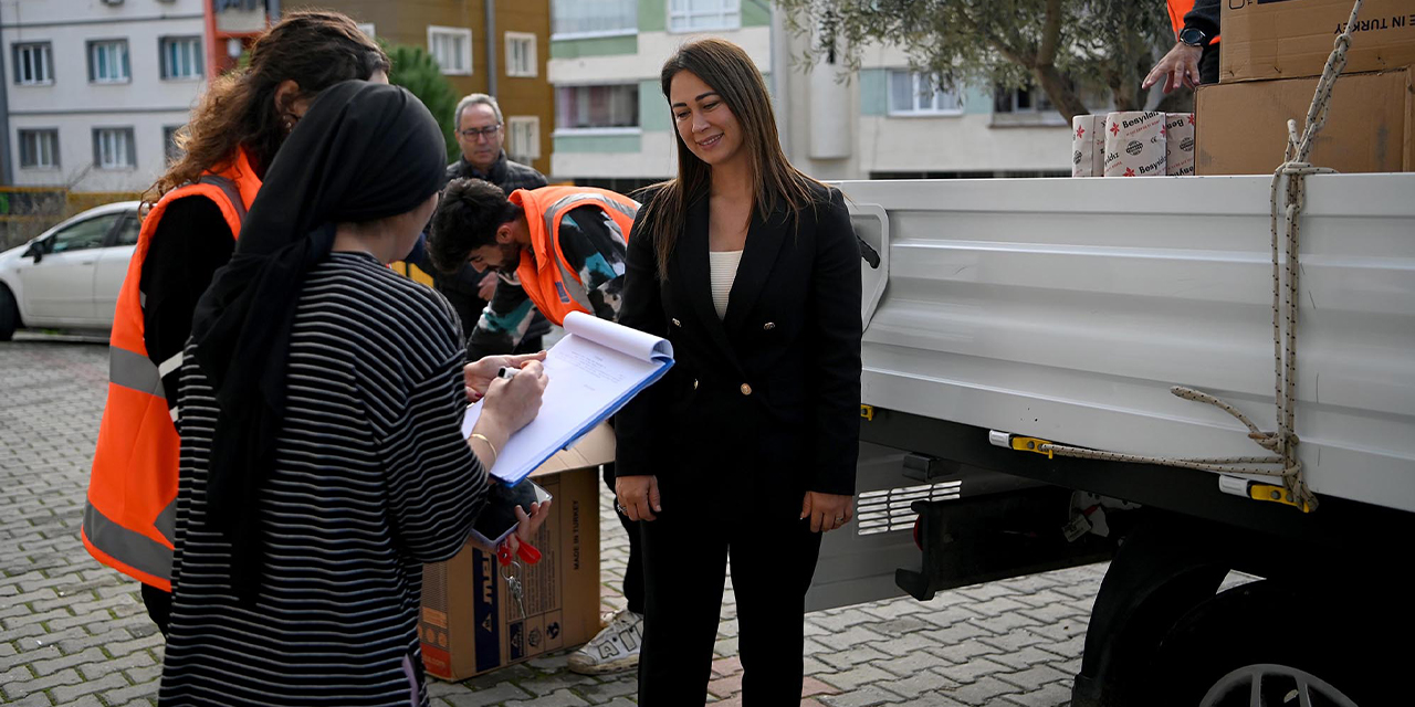 Kuşadası Belediyesi’nin kış desteği soba yardımı ile sürüyor