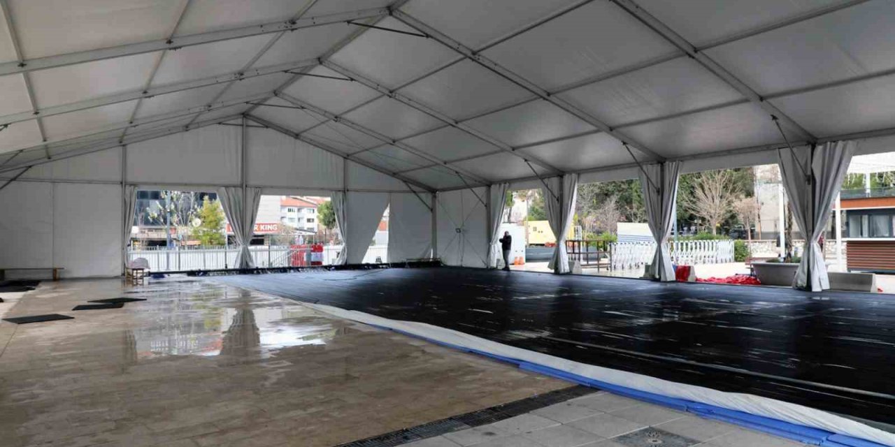 Menteşe buz paten pisti açılıyor