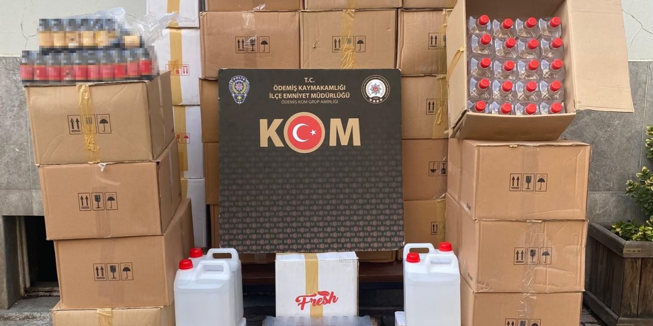 İzmir’de iş yeri ve depoya sahte alkol baskını