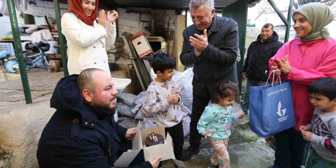 Başkan Günay’dan pastalı yeni yıl sürprizi