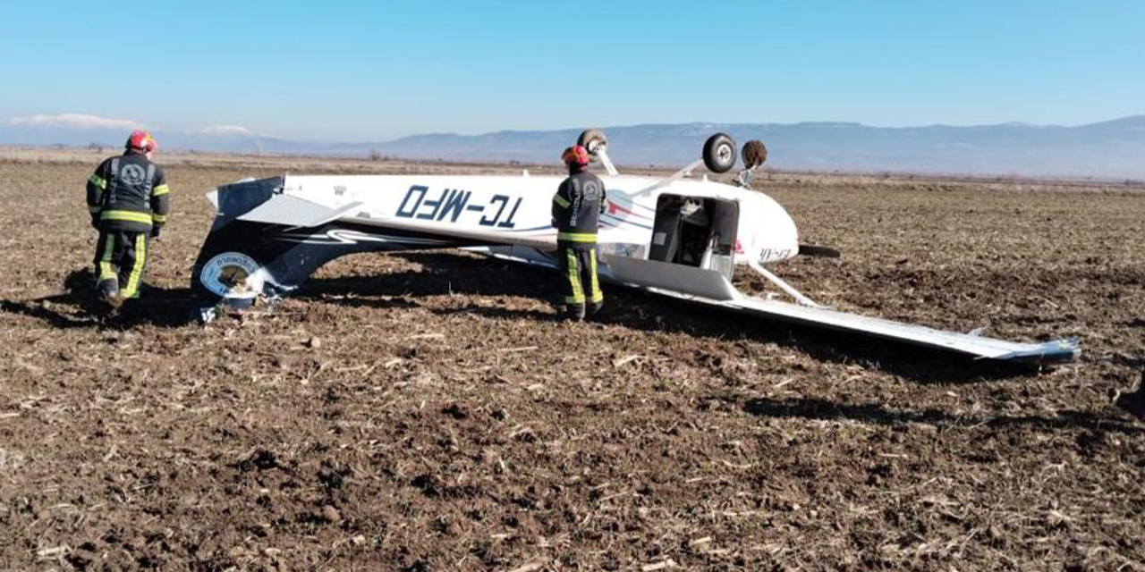 Eğitim uçağı sert iniş yaptı: Pilot yaralandı