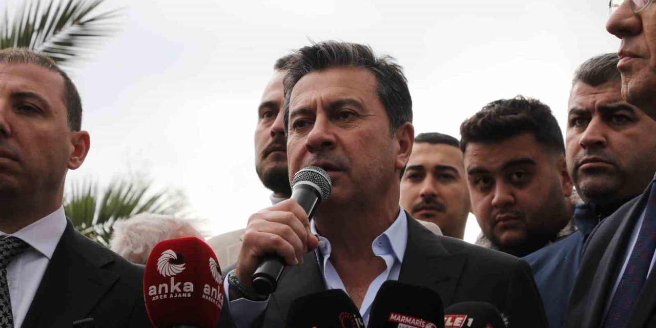 Başkan Aras: "Bu karar, yerel yönetimlerin yetkilerine ve demokratik değerlere yönelik bir tehdittir"